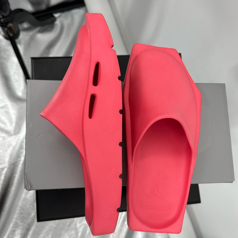 Jordan Hex Mule coral Sliders sandals-Womens 9/Mens 7.5